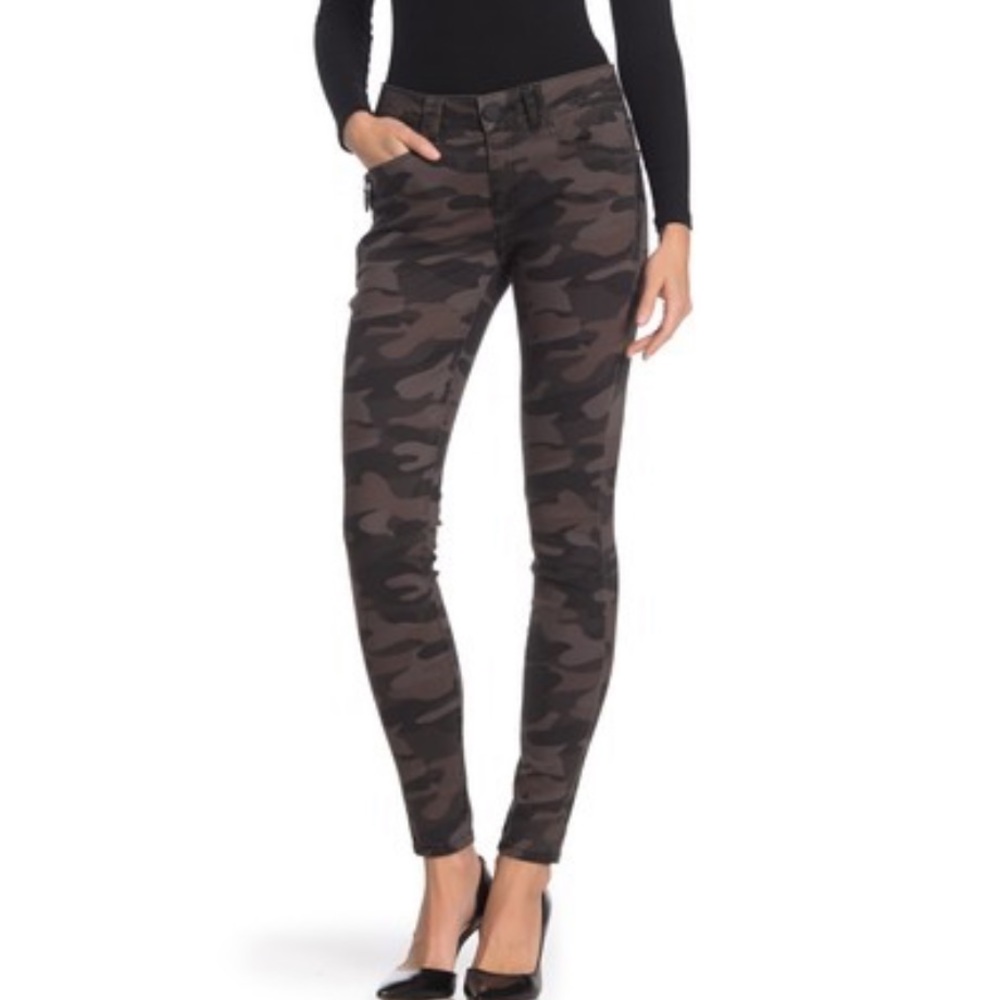Democracy Jeans